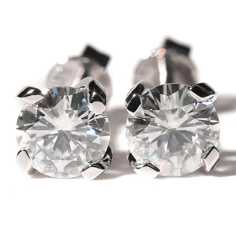 18k White Gold Moissanite Stud Earrings 1ctw