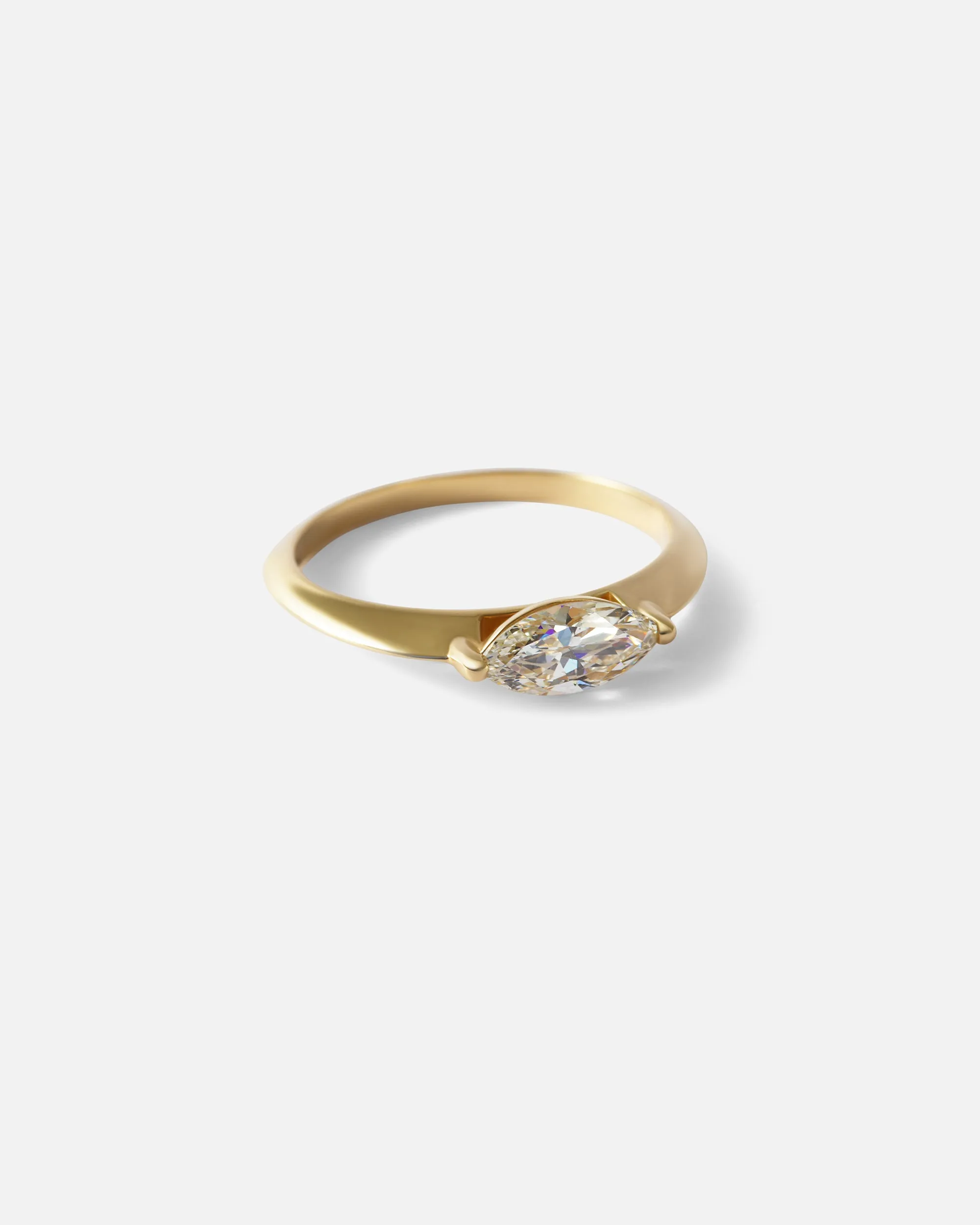 Florence / White Diamond Ring