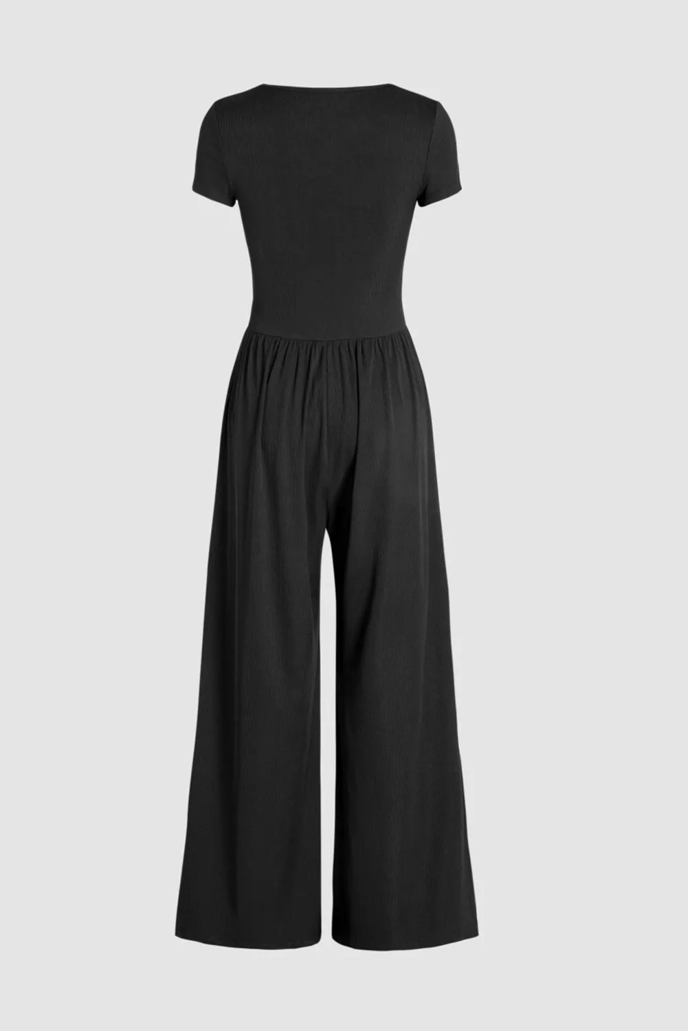 Jumpsuit mit eckigem Ausschnitt und weitem Bein, kurzärmlig