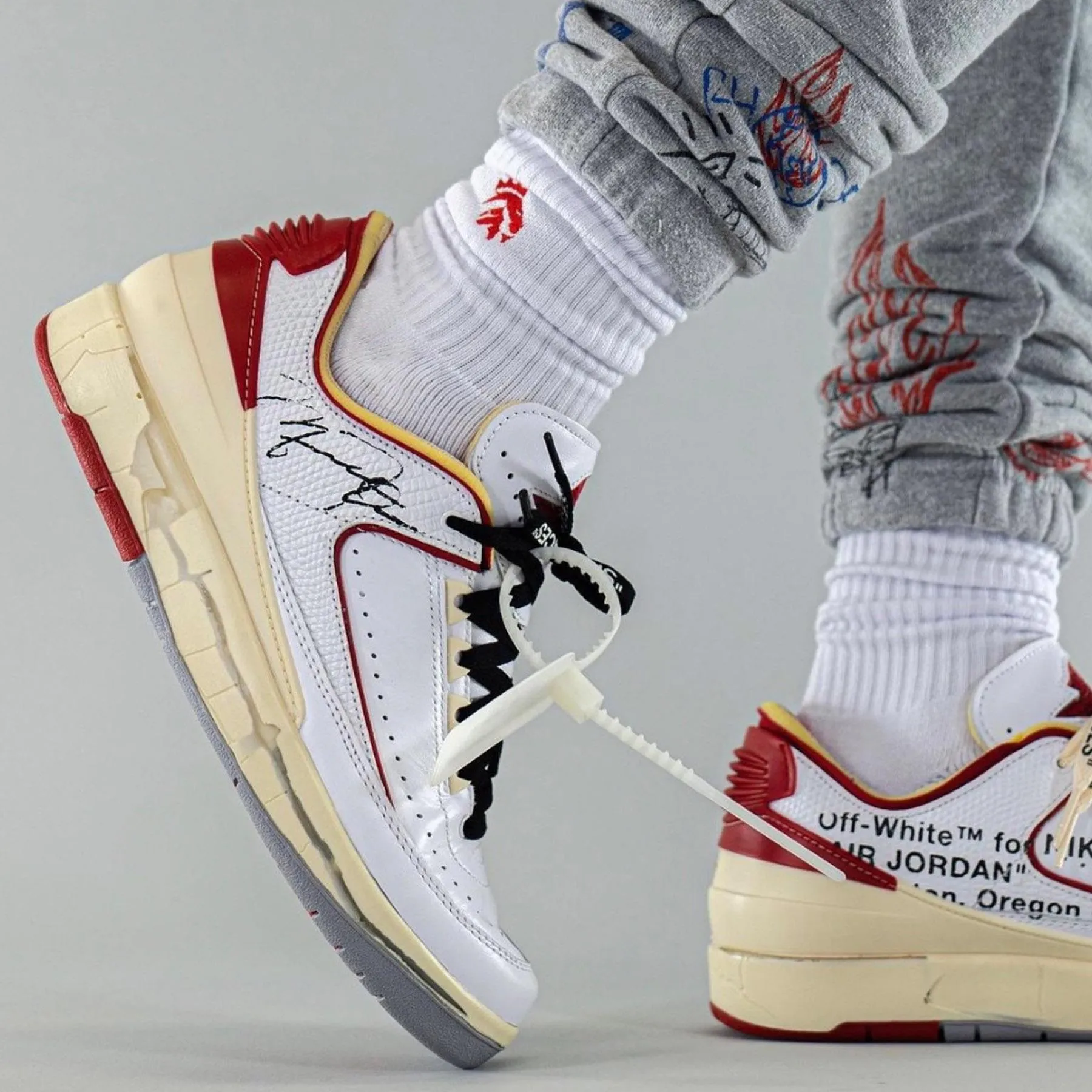 Off-White x Air Jordan 2 Retro Low SP 'White Varsity Red'