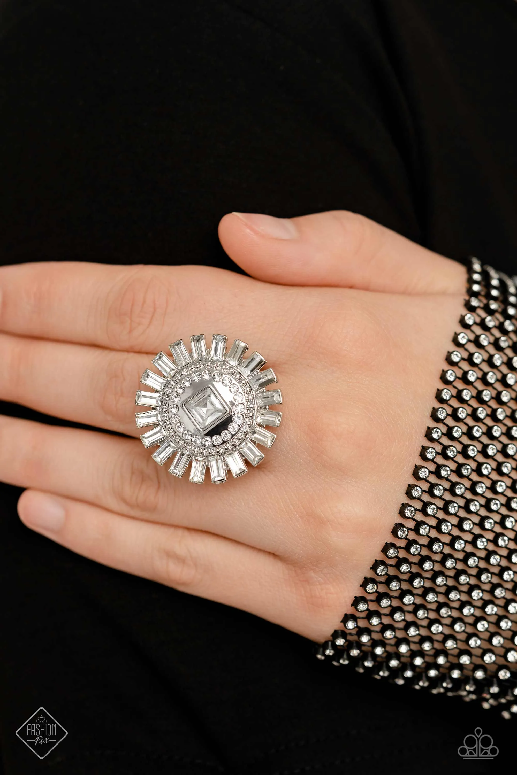 Paparazzi Shimmery Sprinkle White Fashion Fix Ring