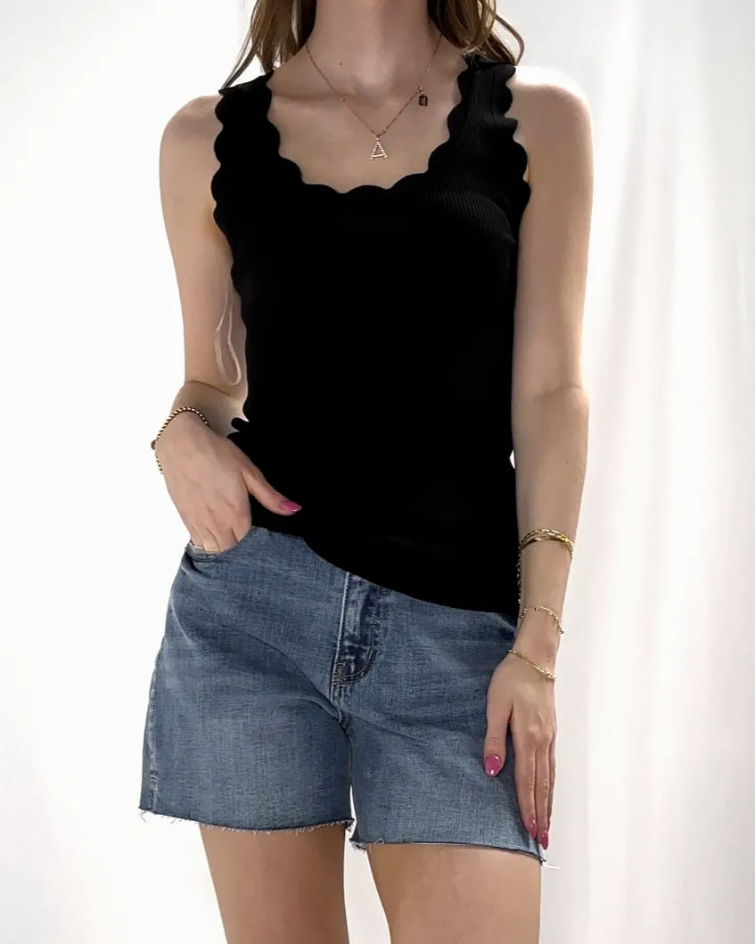 Scallop Edge Tank Top - Black